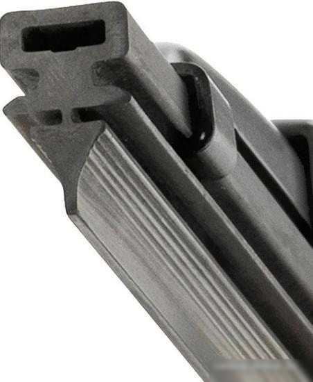 Щетка стеклоочистителя Bosch L+R 550mm/500mm 3397118423