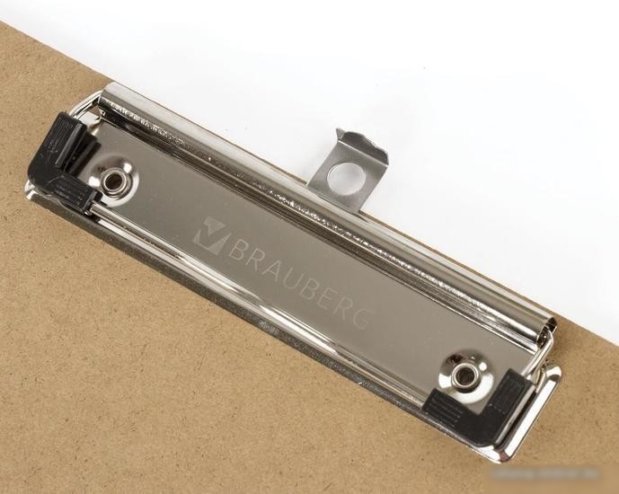 Планшет с зажимом BRAUBERG 232227 (коричневый)