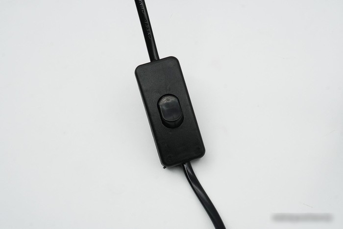 Вытяжка маникюрная T&H TH-210