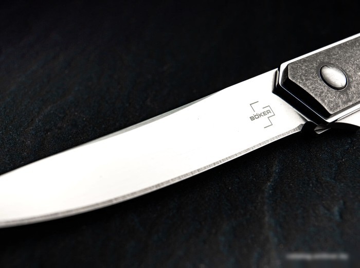 Складной нож Boker 01BO169 Plus Kwaiken Air Titanium