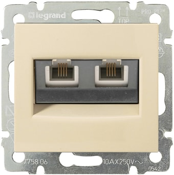 Розетка телефонная Legrand Valena 696742