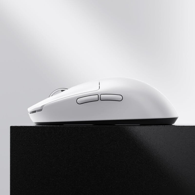 Игровая мышь MCHOSE L7 Pro Ultra-Lightweight Wireless (белый)