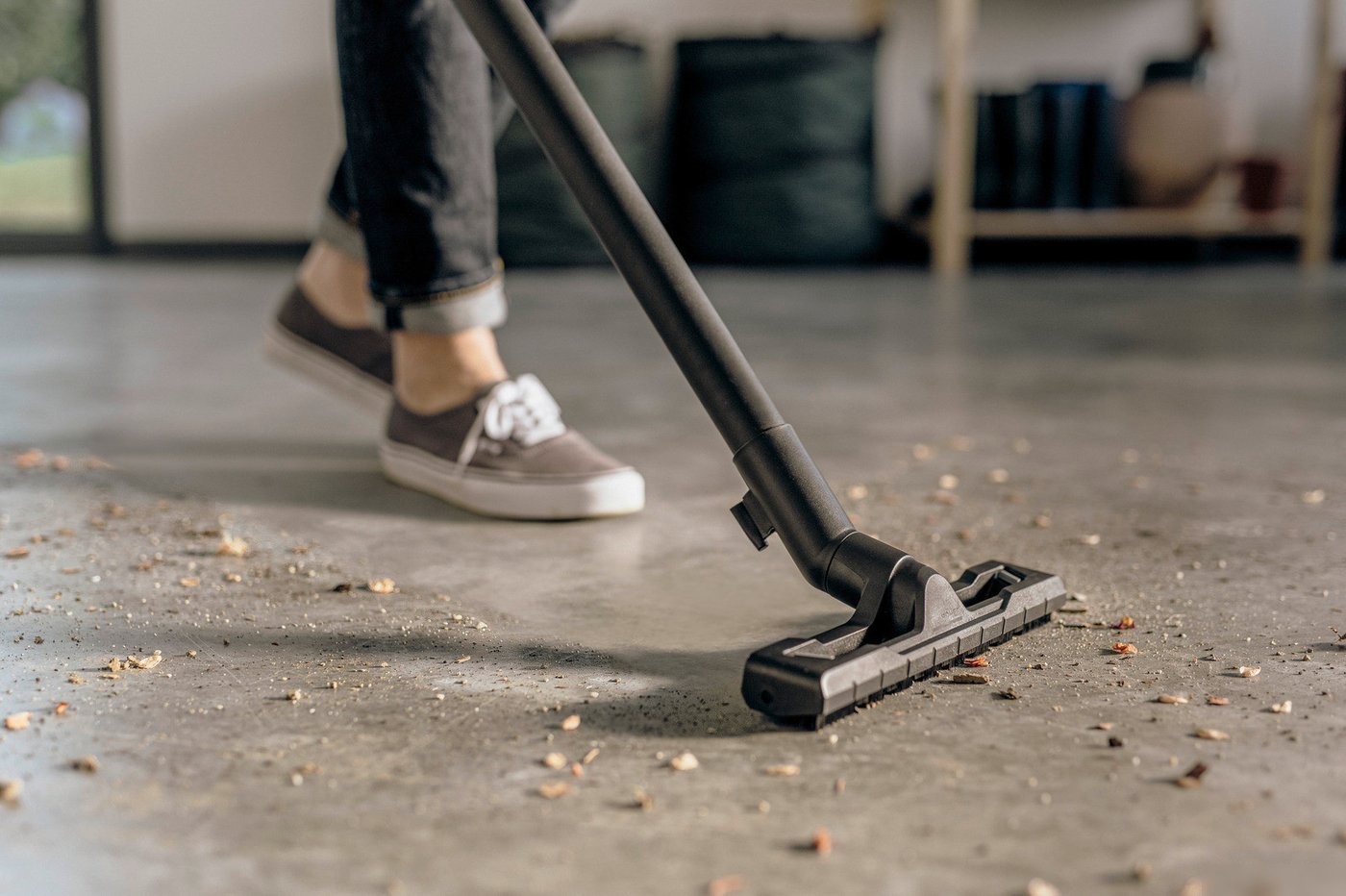 Пылесос Karcher WD 2 Plus S V-15/4/18 1.628-050.0