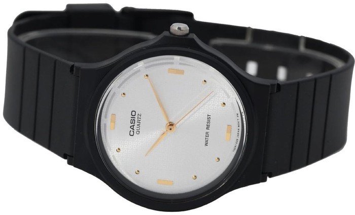Наручные часы Casio MQ-76-7A1