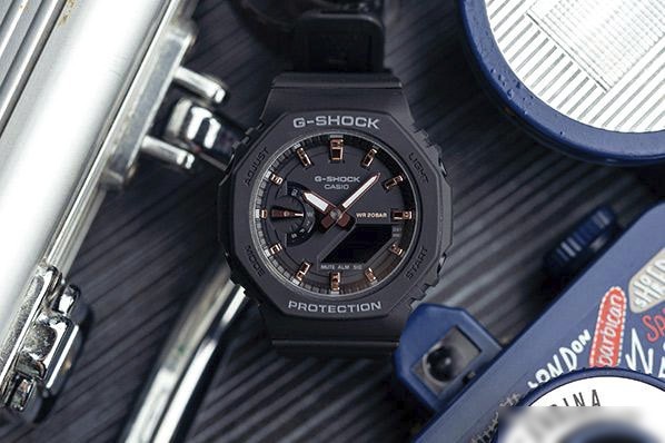 Наручные часы Casio G-Shock GMA-S2100-1A