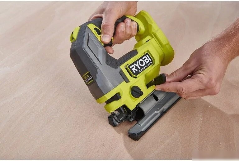 Электролобзик Ryobi RJS18BL-0 5133006499 (без АКБ)