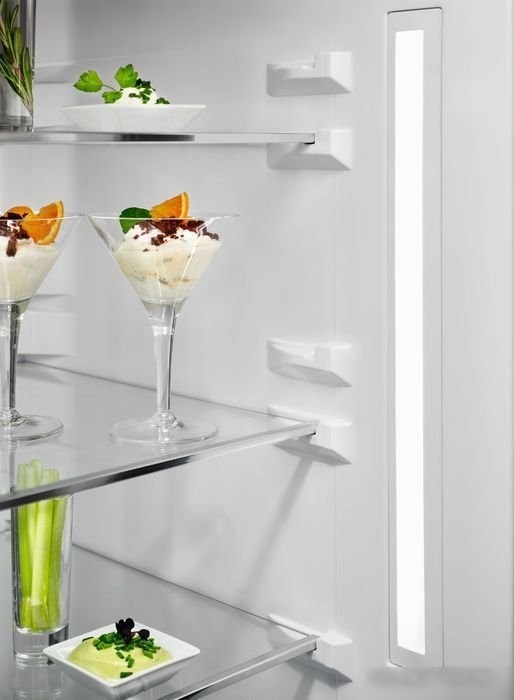 Холодильник Electrolux MultiSpace 800 LNT7ME36G2