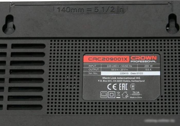 Зарядное устройство Crown CAC209001X (18-20В)