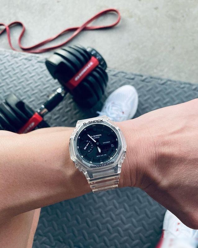 Наручные часы Casio GA-2100SKE-7AER