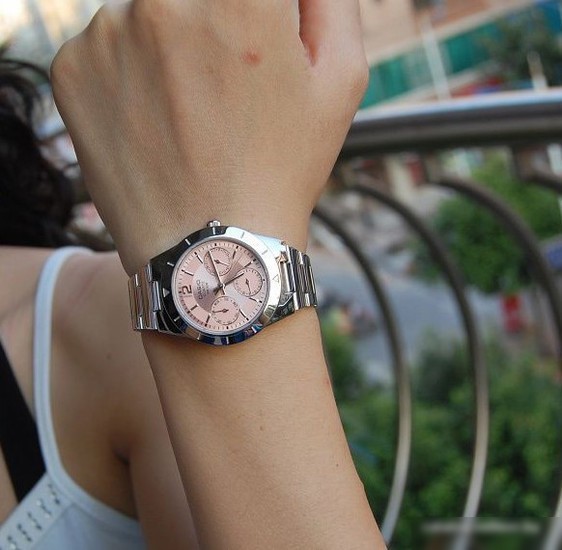 Наручные часы Casio LTP-2069D-4A