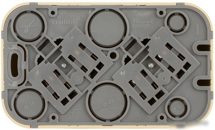 Розетка Legrand Quteo 782293