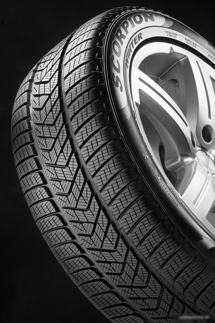 Зимние шины Pirelli Scorpion Winter 285/40R20 104W