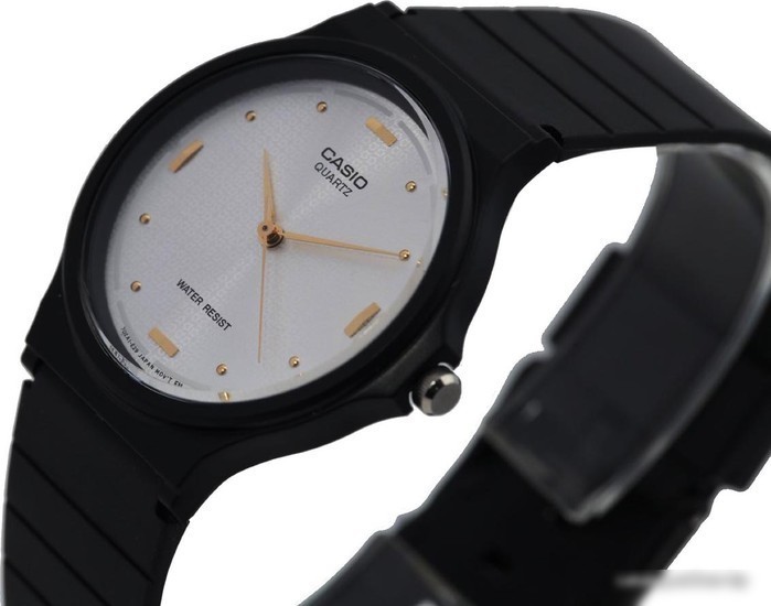 Наручные часы Casio MQ-76-7A1