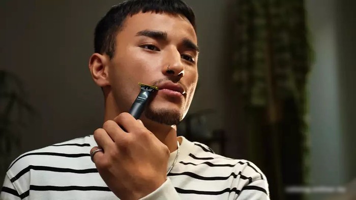 Триммер для бороды и усов Philips OneBlade Face QP1424/10