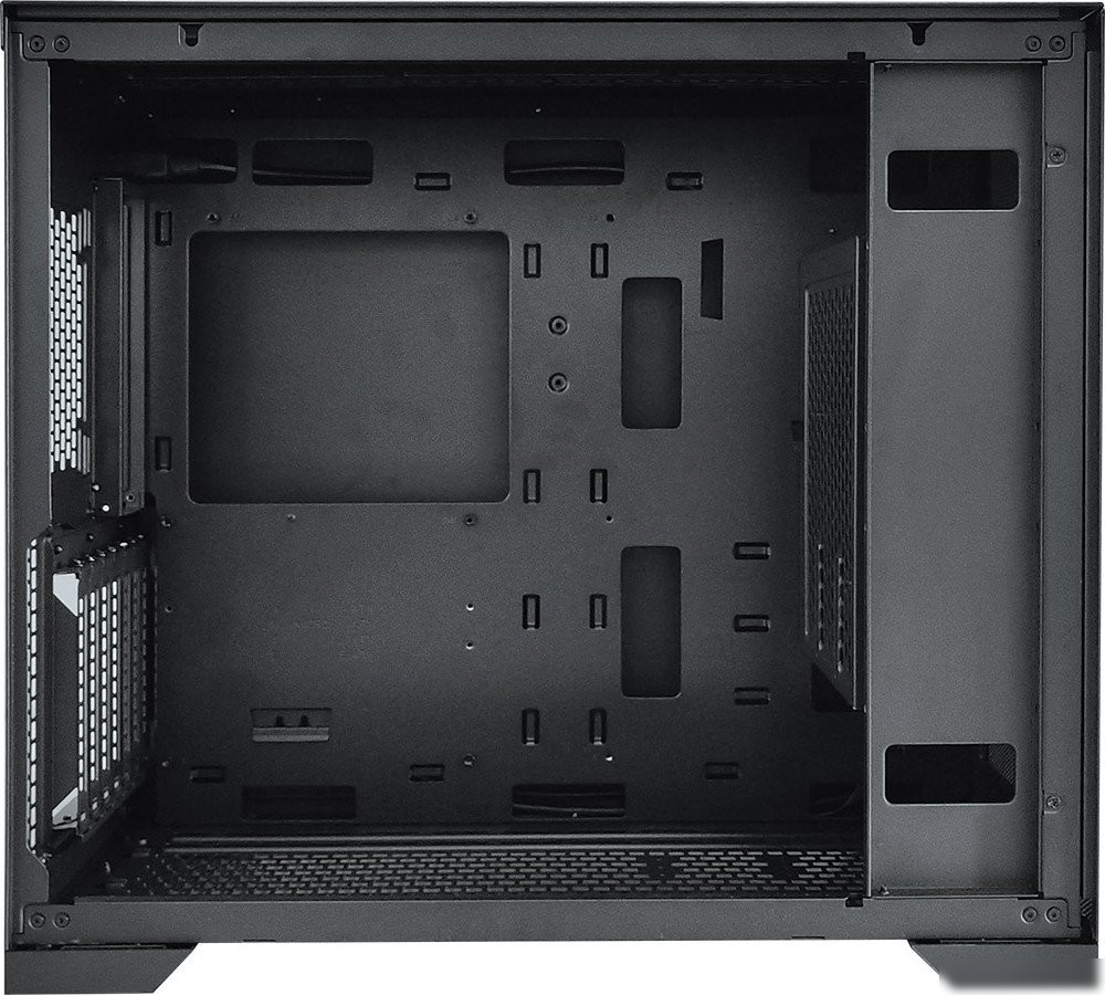 Корпус FSP CMT580B