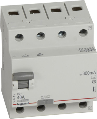 Устройство защитного отключения Legrand RХ3 4P 40A 300mA 10kA 4M АС 402071