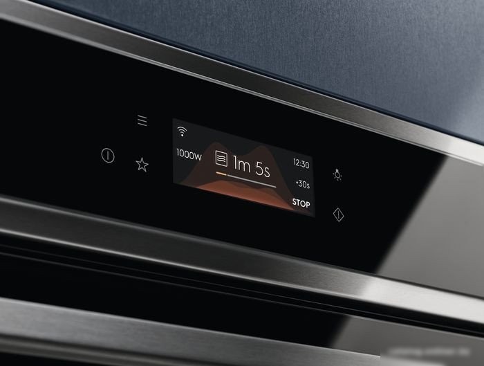 Электрический духовой шкаф Electrolux EOC8P39WX