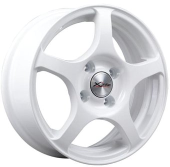 Литые диски X'trike X-118 15x6" 4x100мм DIA 67.1мм ET 45мм W
