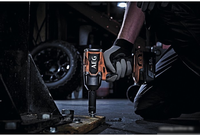 Гайковерт AEG Powertools BSS18MTF12BL-0 4935479663 (без АКБ)