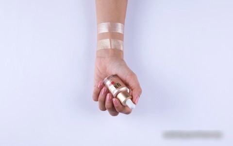 Хайлайтер жидкий Pupa Glow Obsession Liquid (100 sunrise) 13.5 мл