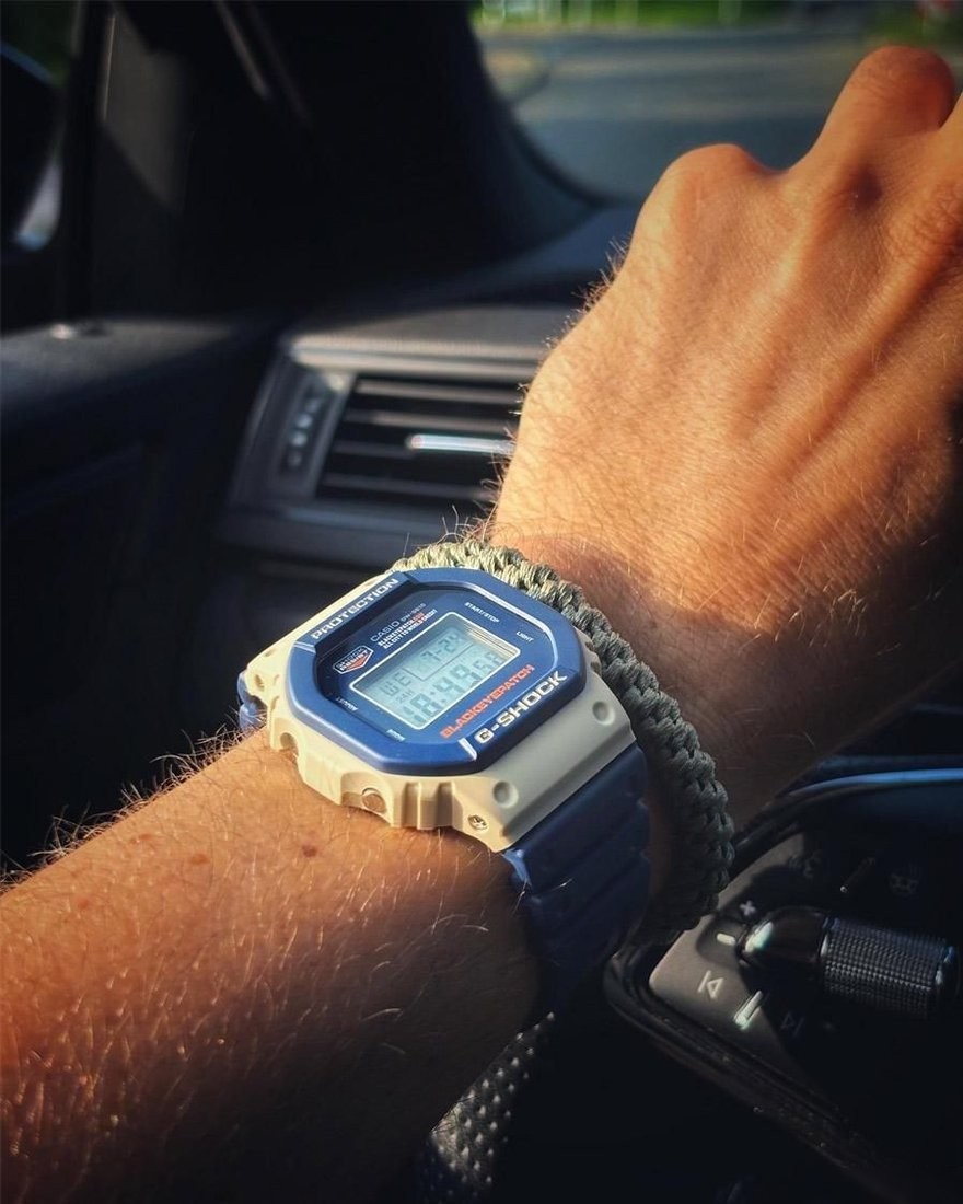 Наручные часы Casio DW-5610BEP-2E