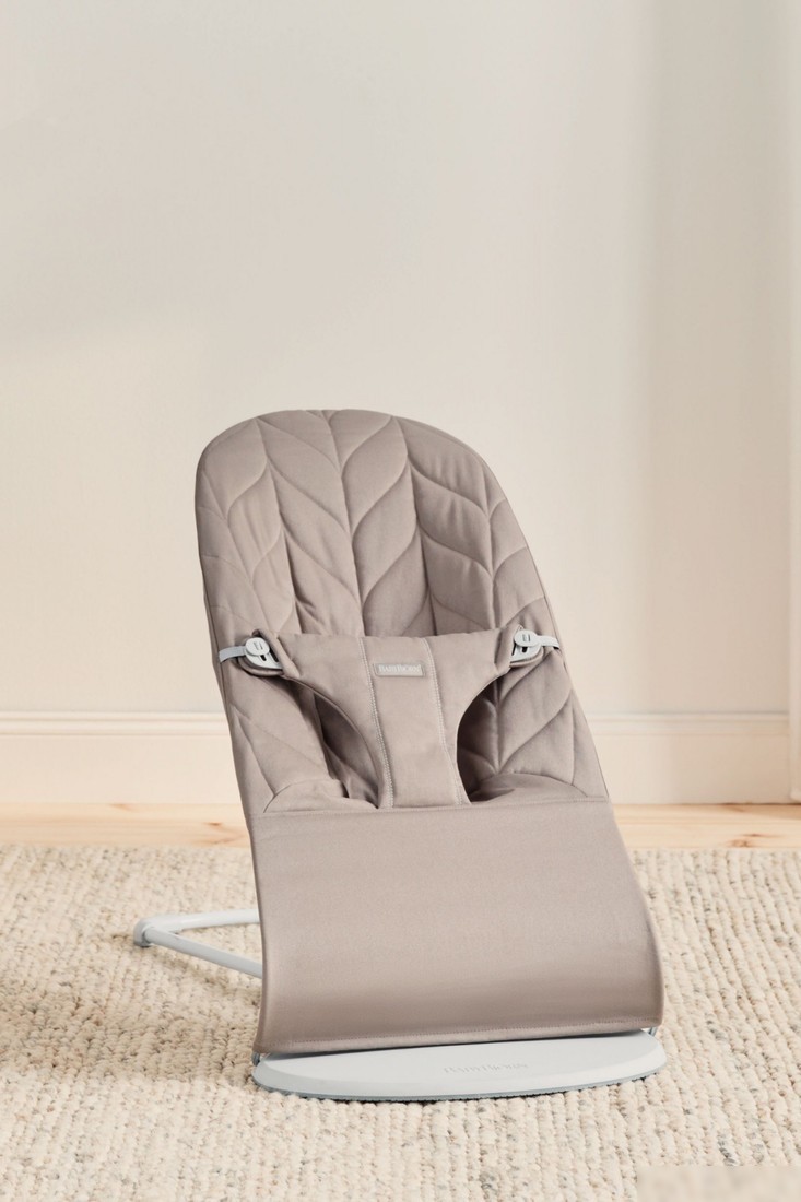 Шезлонг BabyBjorn Bliss Woven 0063.17