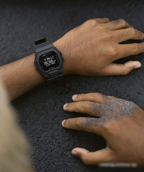 Наручные часы Casio G-Shock GBX-100NS-1E