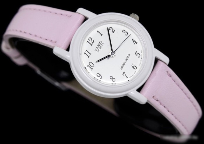 Наручные часы Casio LQ-139L-4B1