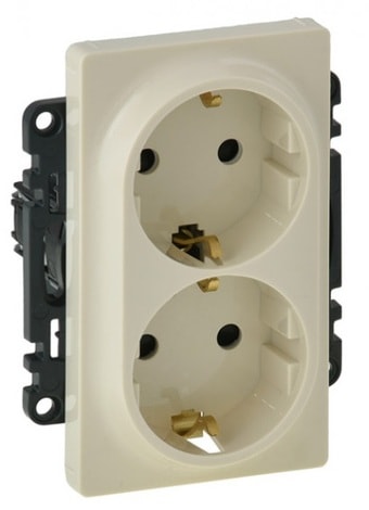 Розетка Legrand Valena Life 753227 (слоновая кость)