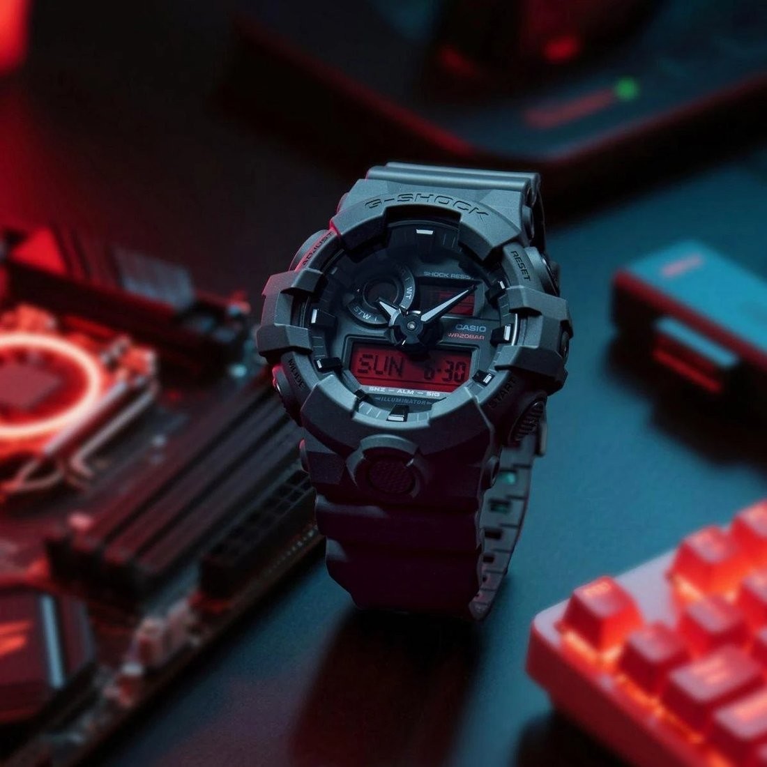 Наручные часы Casio GA-700BBR-1A