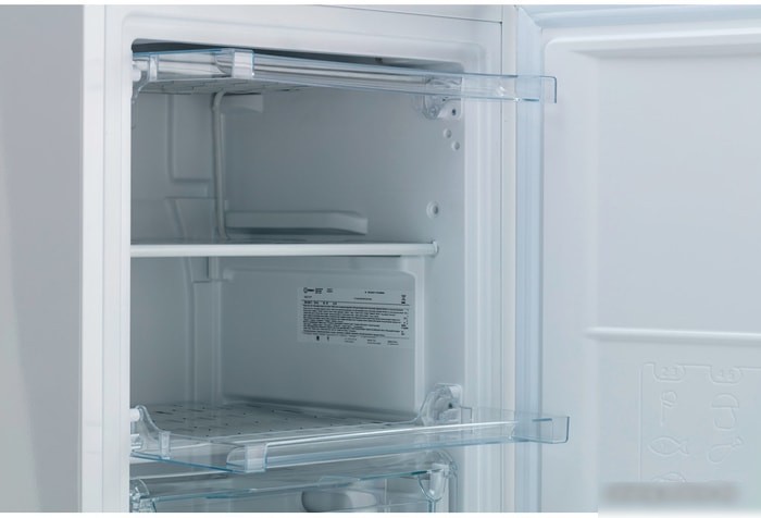 Морозильник Indesit DSZ 5175