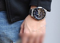Наручные часы Casio EFR-556DB-2AVUEF