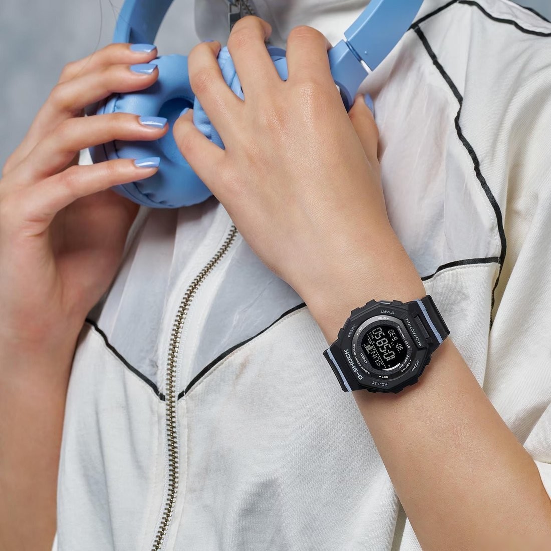 Наручные часы Casio GMD-B300-1E