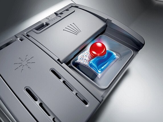 Отдельностоящая посудомоечная машина Bosch Serie 6 SMP6EMW86Q