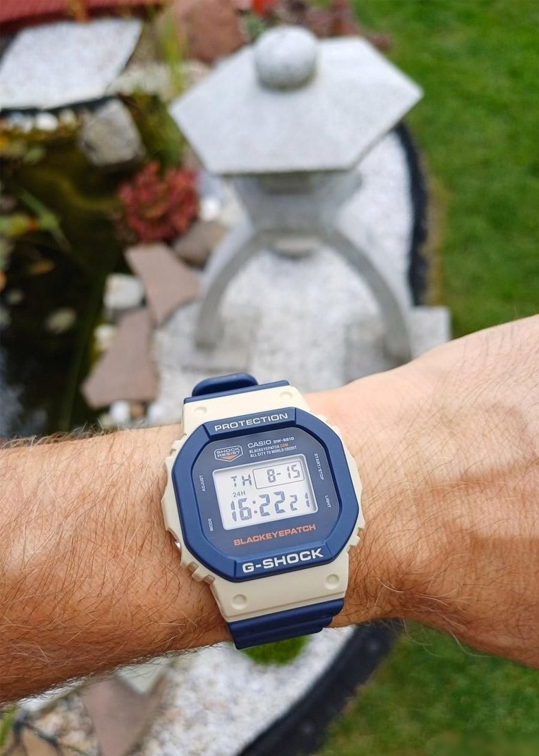 Наручные часы Casio DW-5610BEP-2E