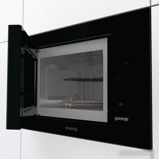 Микроволновая печь Gorenje BM235G1SYB