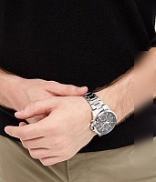 Наручные часы Casio EFV-560D-1AVUEF