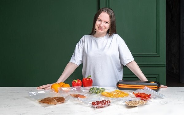 Вакуумный упаковщик Garlyn V-1100 Pro Camp