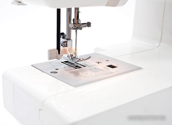 Швейная машина Janome EL-150