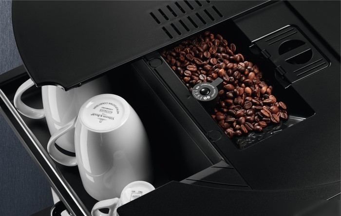 Кофемашина Electrolux EBC85H