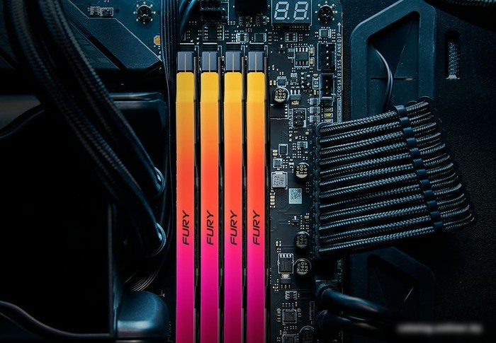Оперативная память Kingston FURY Renegade RGB 48ГБ DDR5 6000МГц KF560C32RSA-48