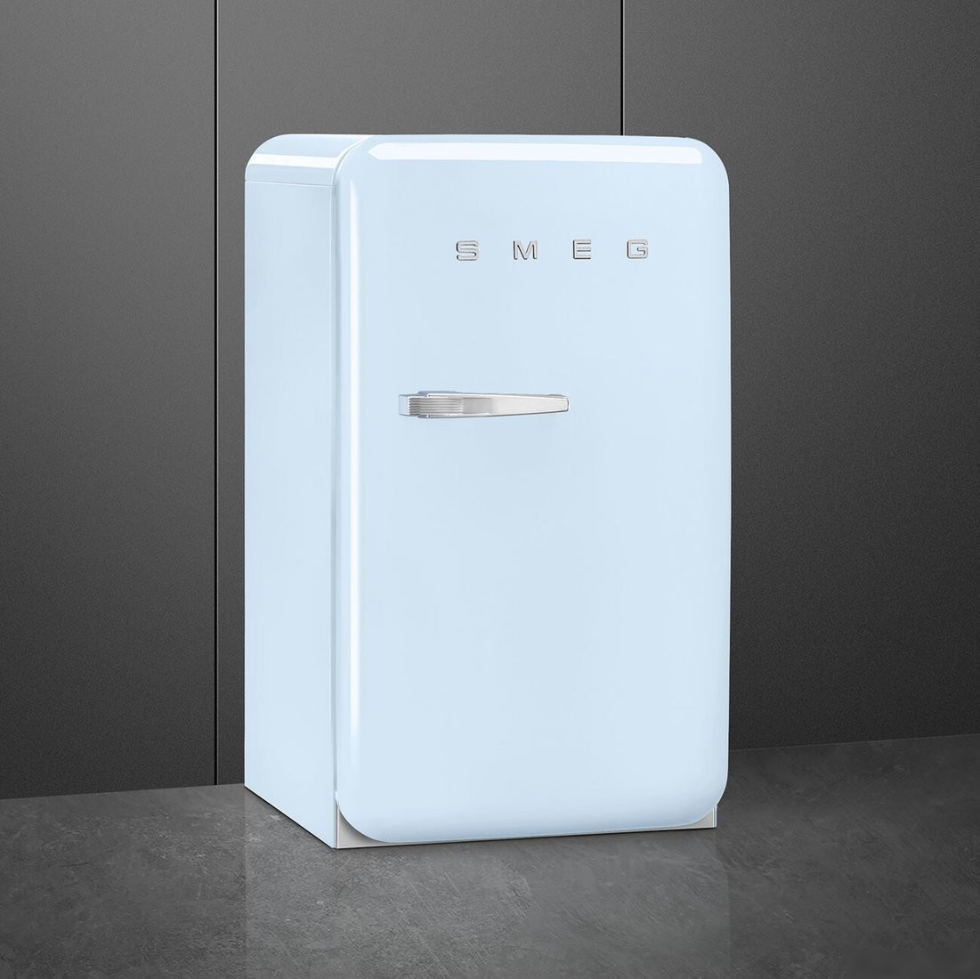 Однокамерный холодильник Smeg FAB10RPB6