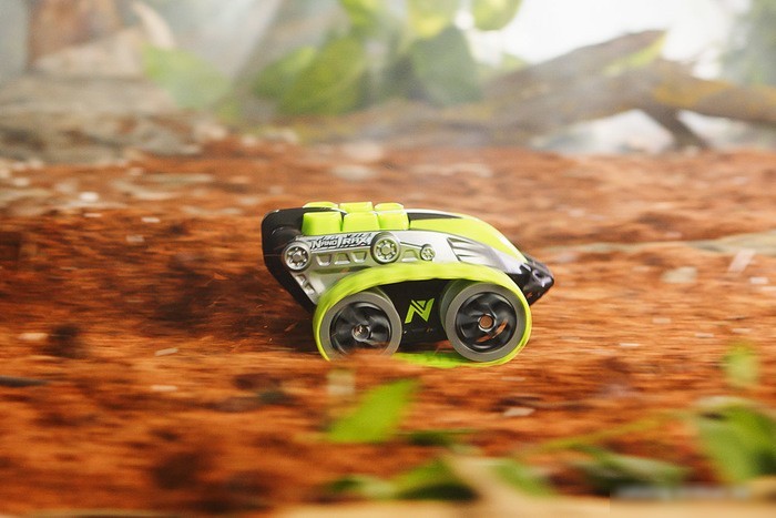 Автомодель Nikko Nano Trax Electric Green 10181