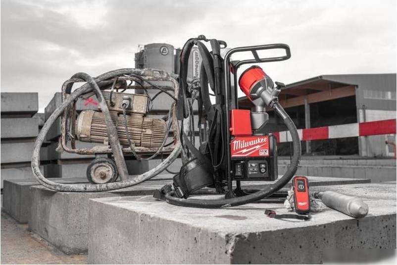 Вибратор глубинный Milwaukee MX FUEL MXF CVBP-0 4933479595 (без АКБ)