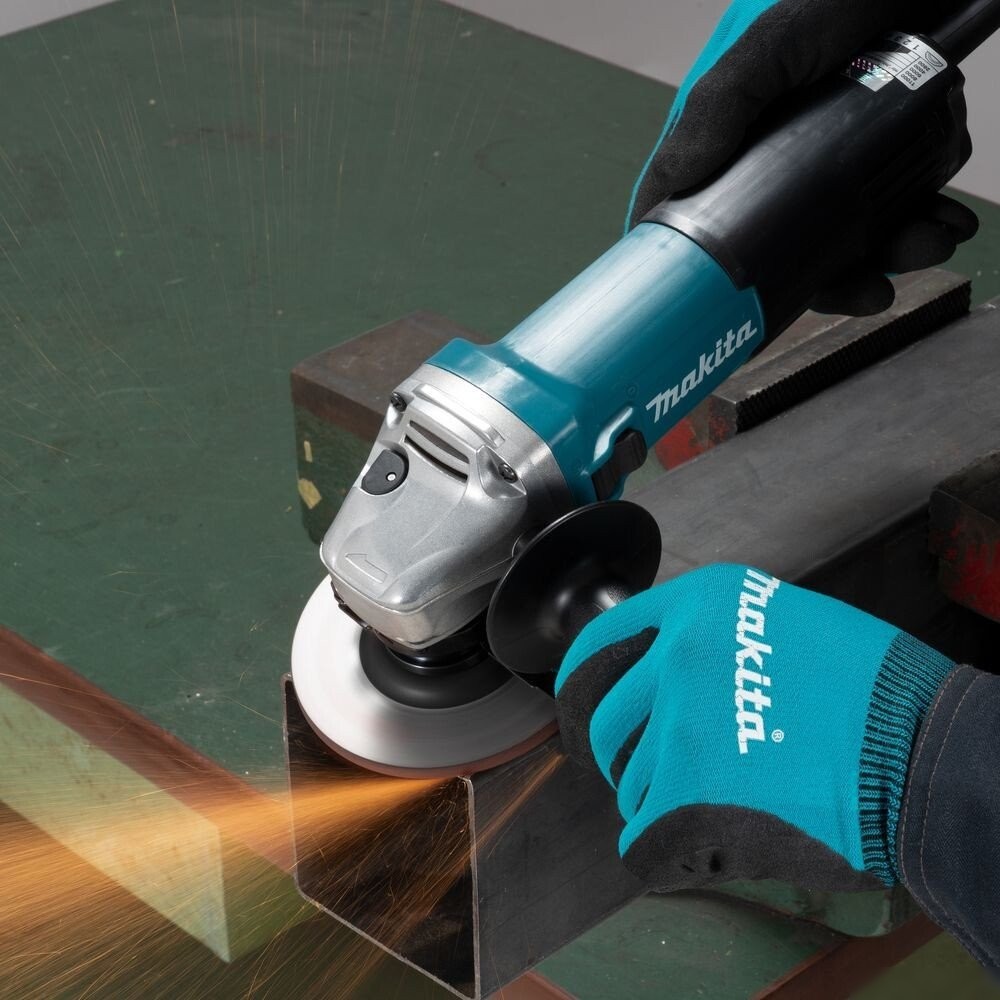 Угловая шлифмашина Makita GA4600