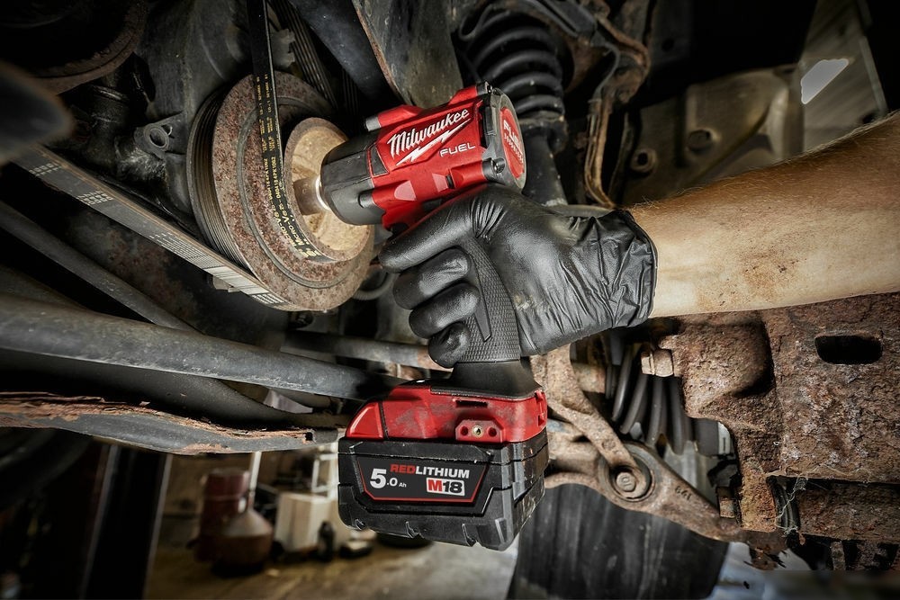 Гайковерт Milwaukee M18 FUEL M18FMTIW2F12-0 4933498057 (без АКБ)