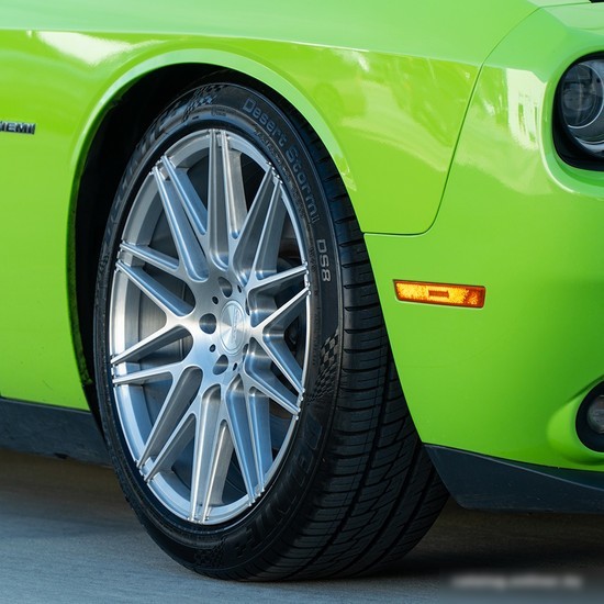 Летние шины Delinte DS8 275/45R20 110Y