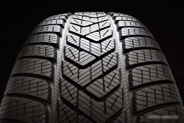 Автомобильные шины Pirelli Scorpion Winter 255/55R18 109H (run-flat)
