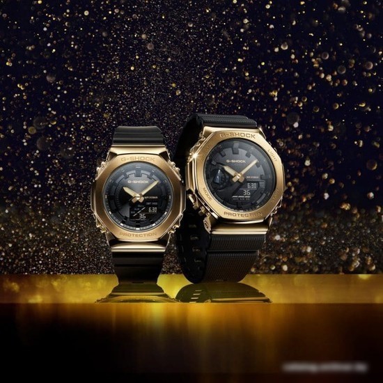 Наручные часы Casio G-Shock GM-2100G-1A9