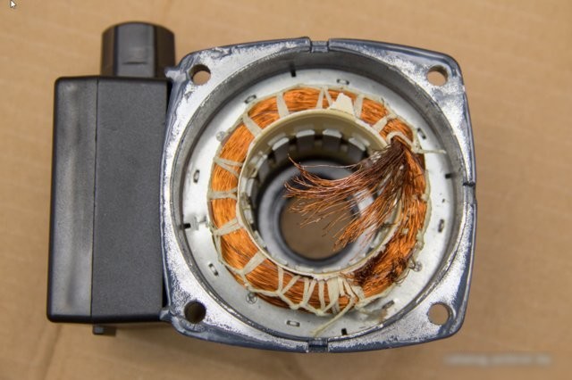 Циркуляционный насос Unipump UPC 25-40